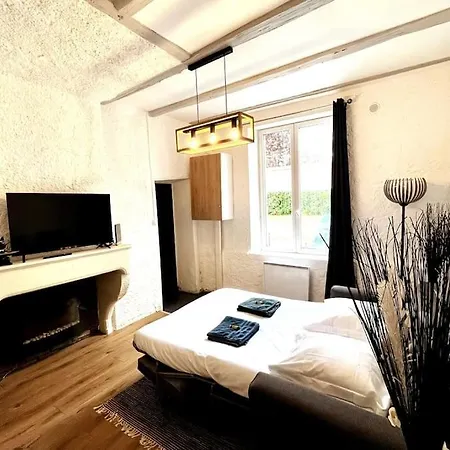Apartment Studio En Plein Coeur De La Vieille Nancy